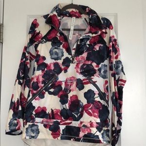 Lululemon windbreaker